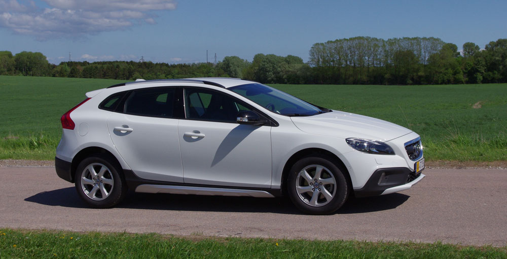 Volvo v40cc test